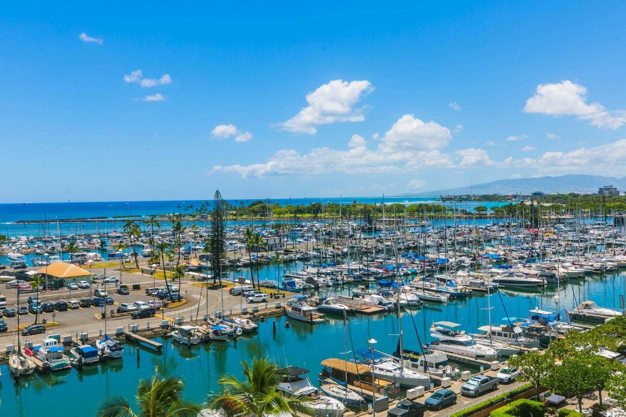 Ilikai Tower One Bedroom Harbor View Honolulu Room photo